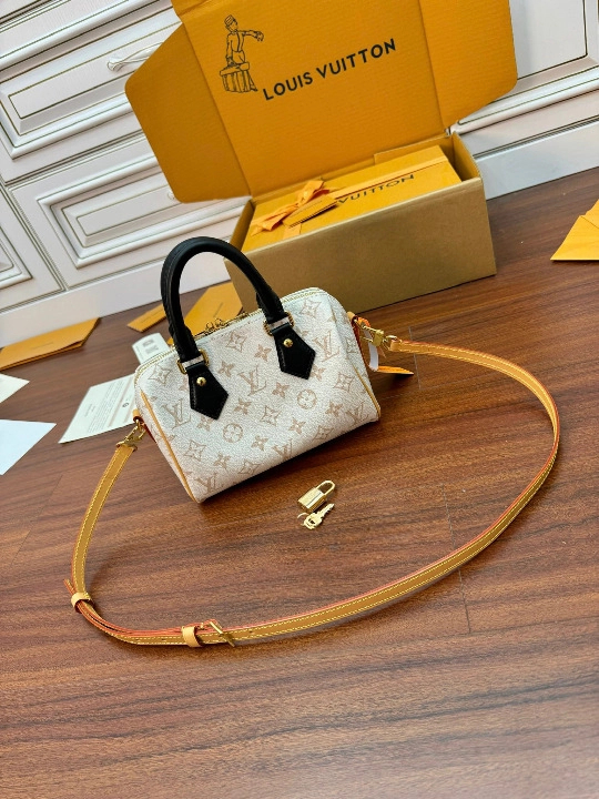 Louis Vuitton Speedy Bandoulière 20 M46906